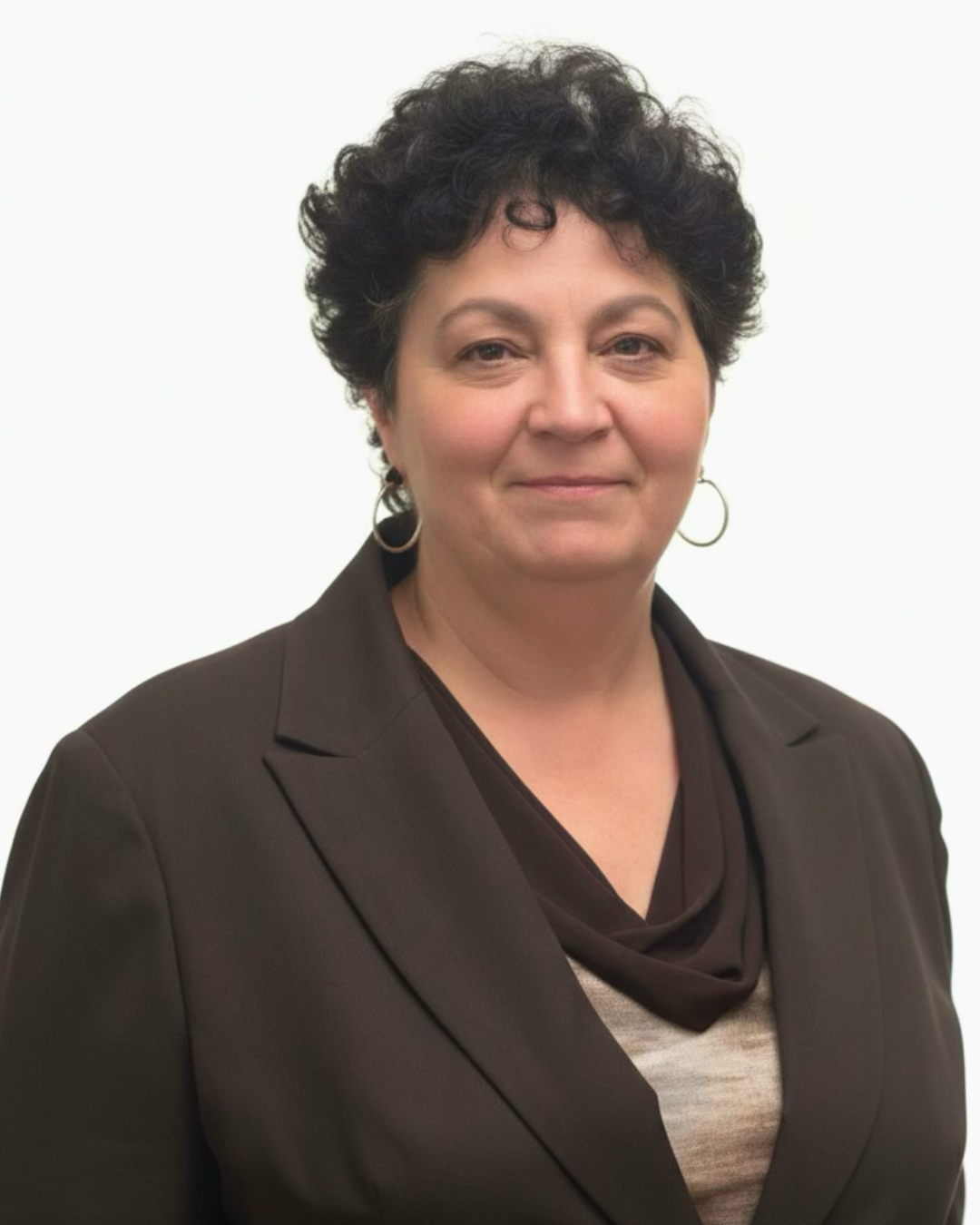 Моніка Діну